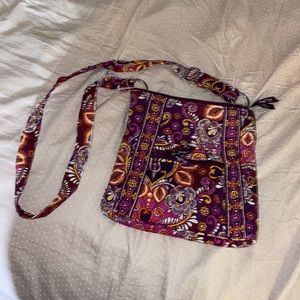 Very cute Vera Bradley purse with a matching wallet